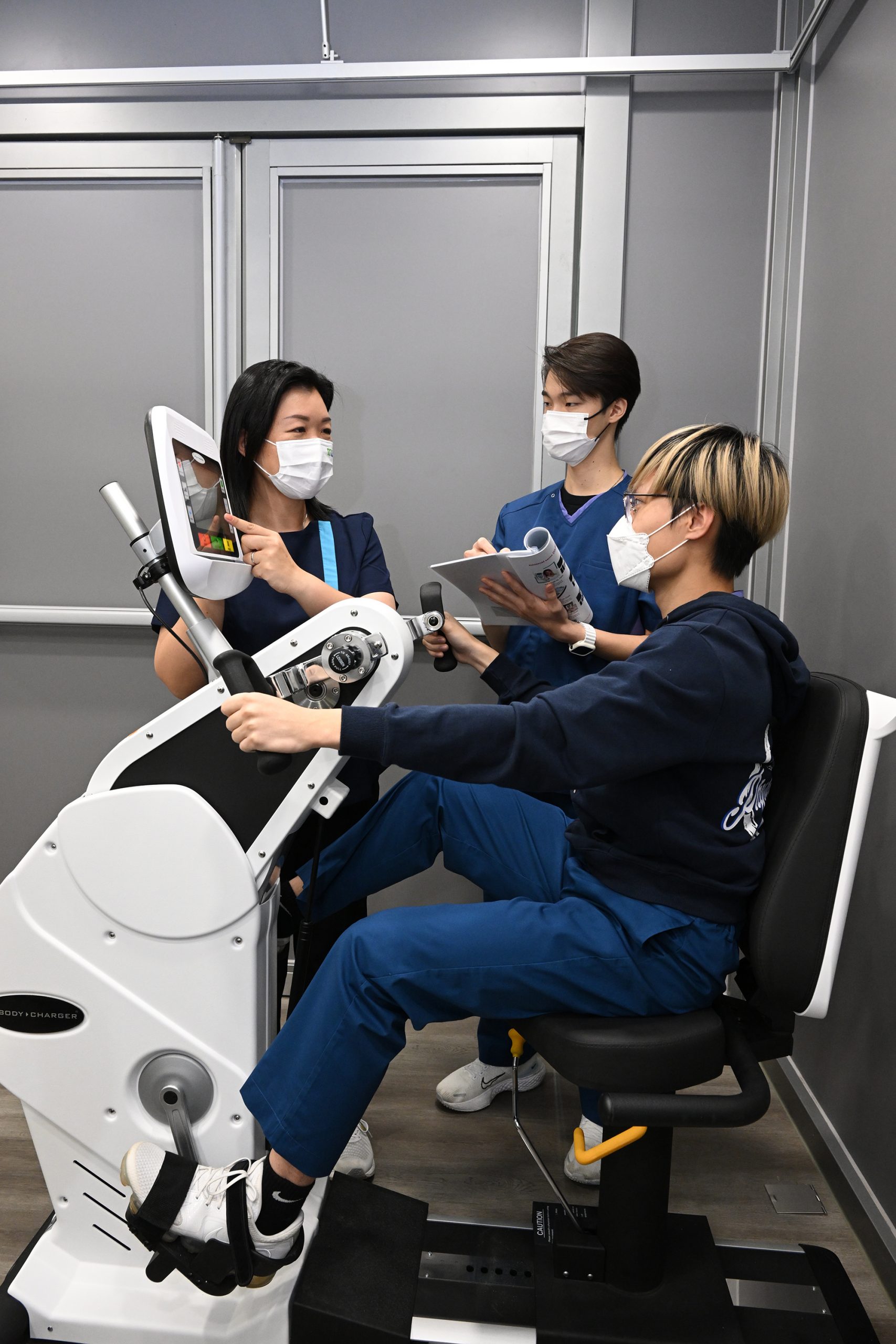 In addition to providing a clinical practicum for its physiotherapy students, the HKMU Physiotherapy Centre will facilitate talent development, community services and knowledge transfer, enabling HKMU staff members and students, and other members of the community to enjoy professional treatment.